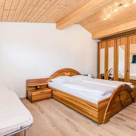 Der Bradler Bed & Breakfast Ebhausen ภายนอก รูปภาพ