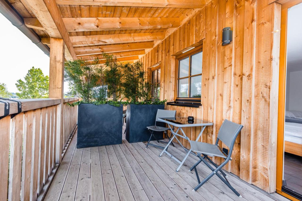 Der Bradler Bed & Breakfast Ebhausen ภายนอก รูปภาพ